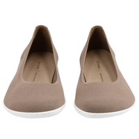 Delight Ballet Flats. Women's